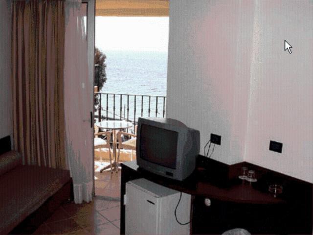 Thalassa Hotel Loutra Edipsou  Room photo