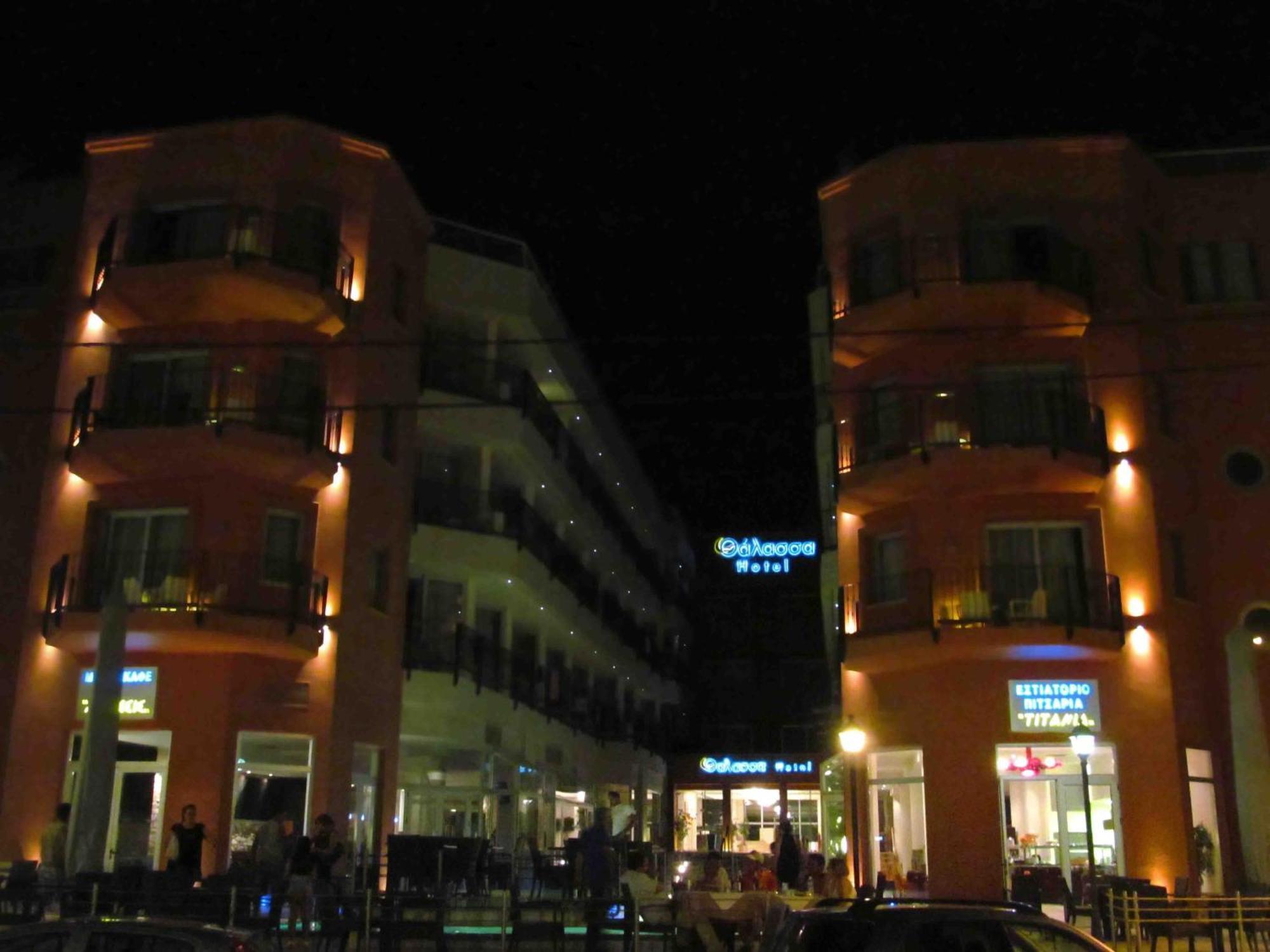 Thalassa Hotel Loutra Edipsou  Exterior photo