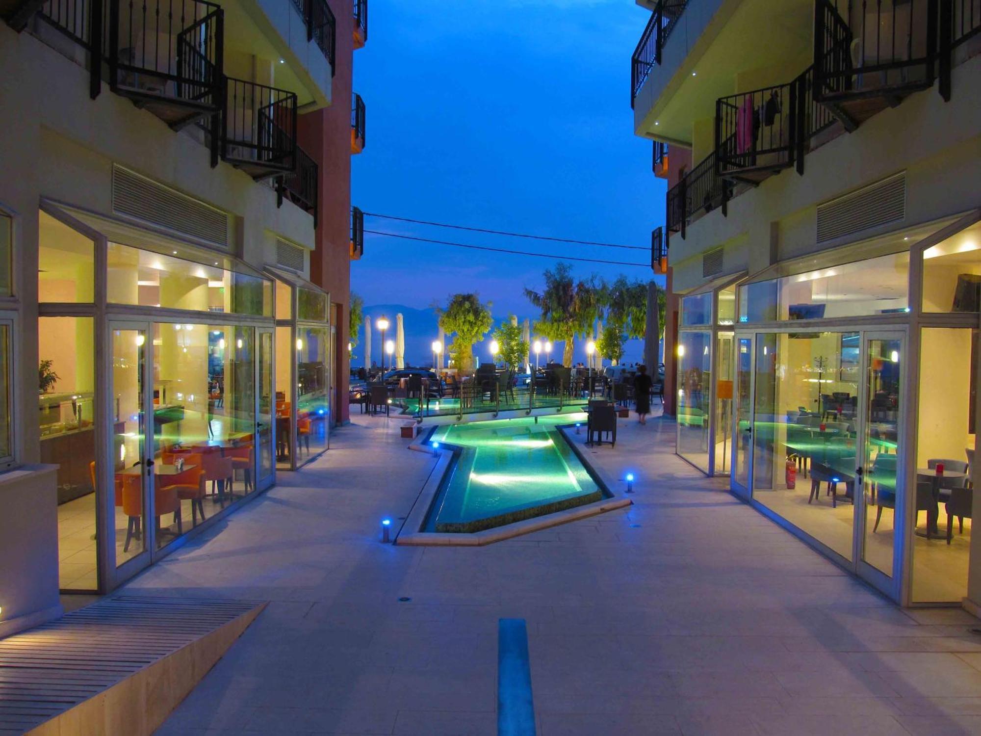 Thalassa Hotel Loutra Edipsou  Exterior photo